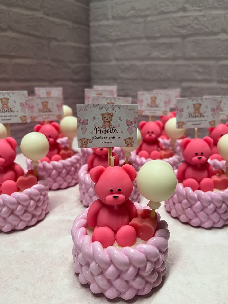 Twiested candle pot with teddy bear