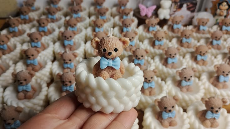Baby announcement teddy candle pot
