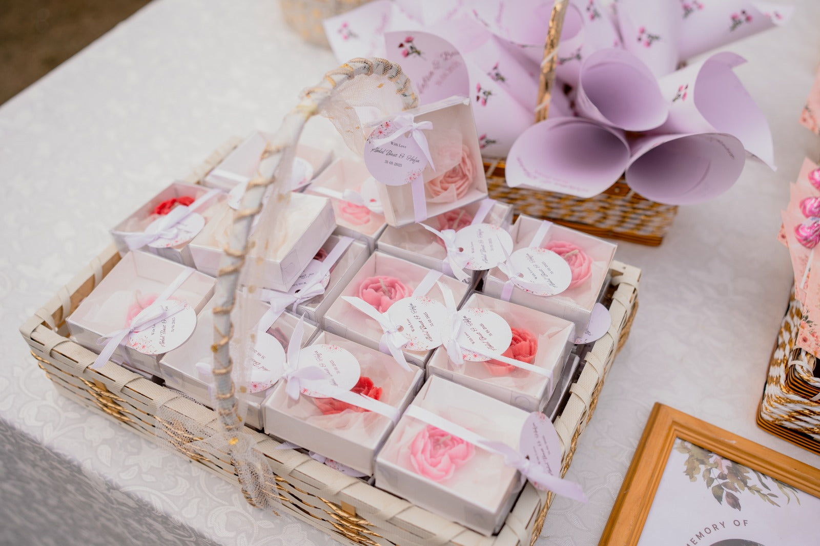 Heart flower candle