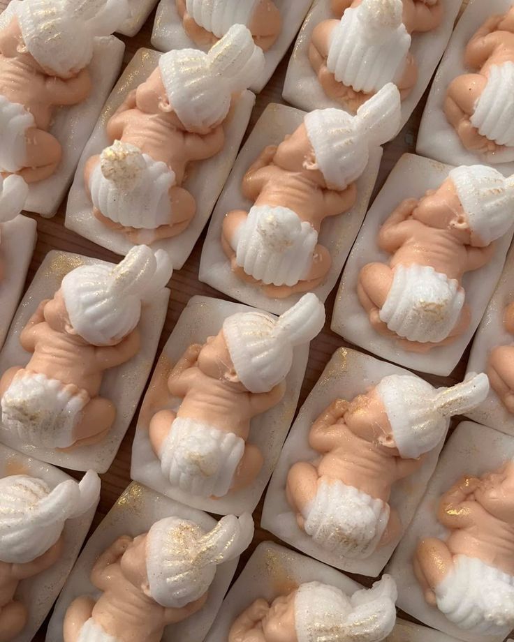 Sleeping baby pillow candle