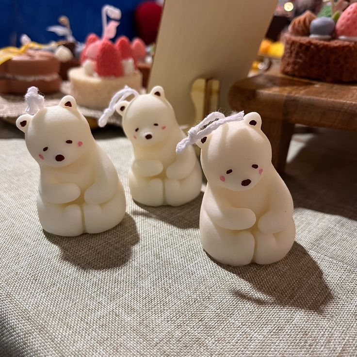 3 piece polar bear