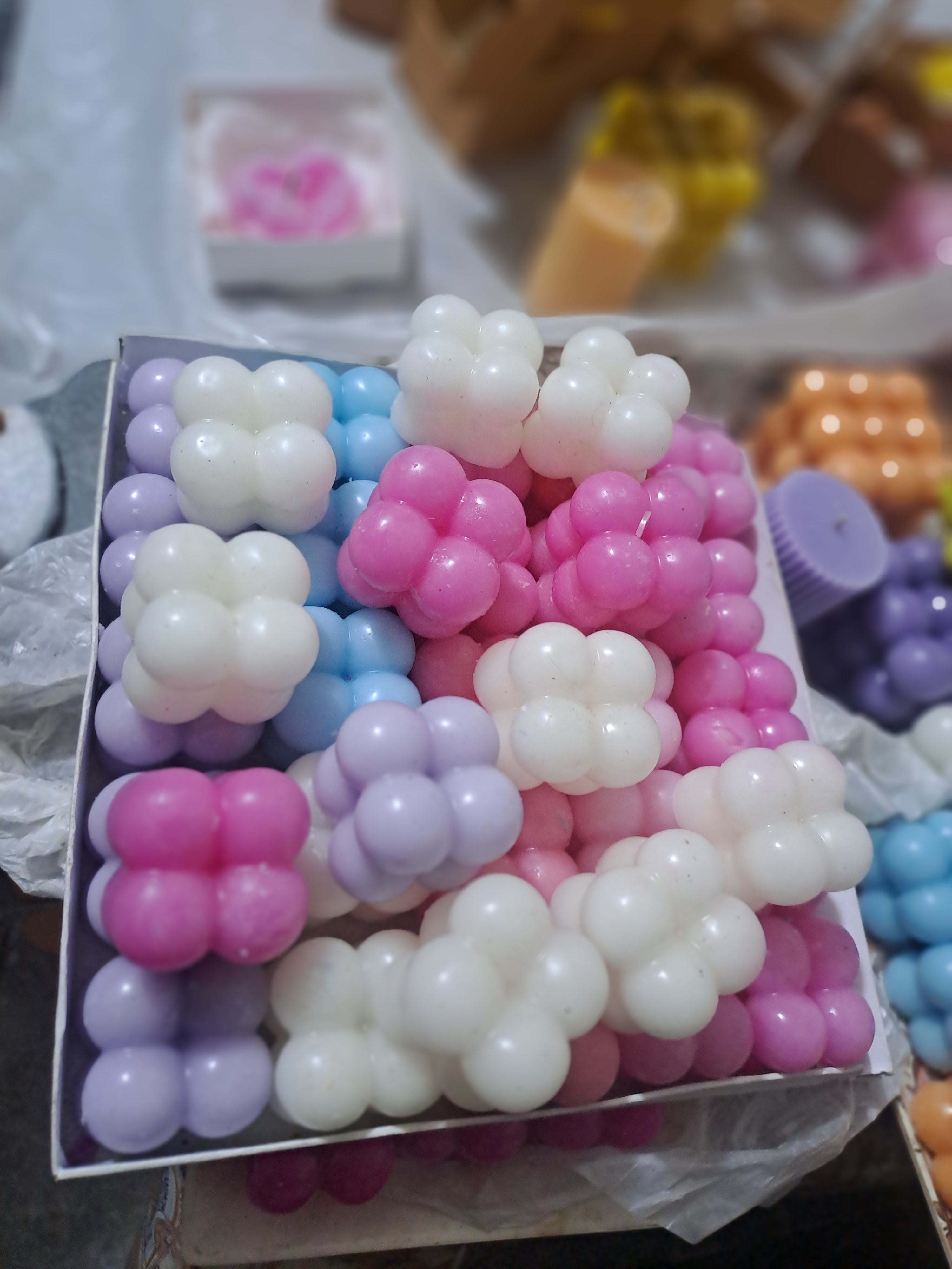 Mini bubble candle